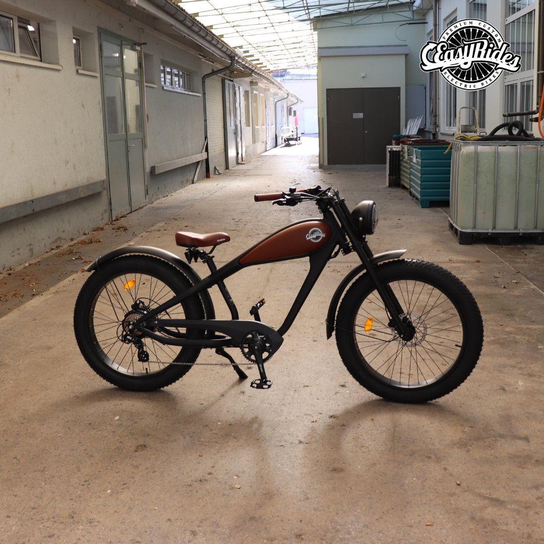 Biciclette: Easyrides Bad Bobber Retro E-Bike Braun – Nuovo e nell'imballaggio originale da Altenrhein venduto da EasyRides 1