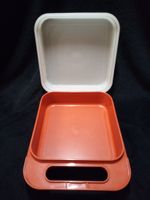 Vintage TUPPERWARE Pak-N-Carry Lunchbox - Orange / Weiss