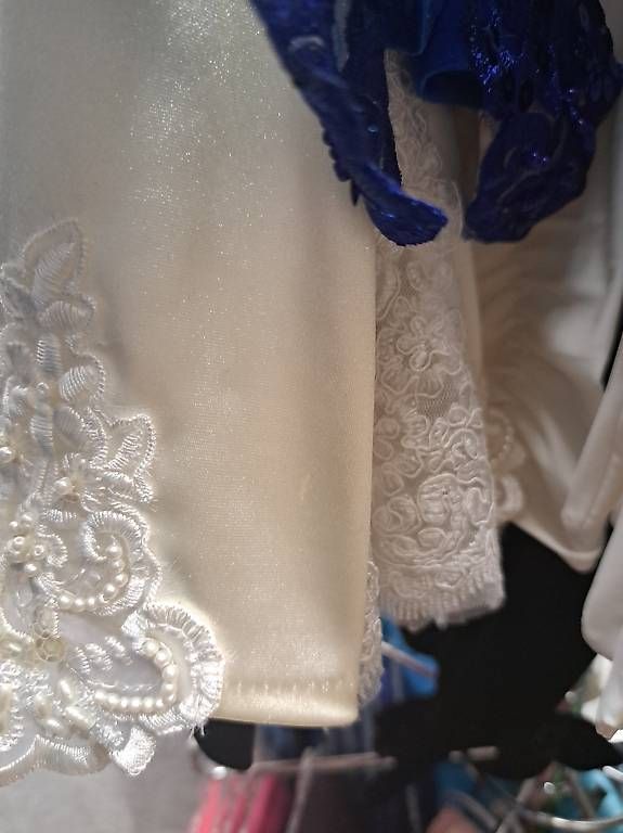 Boleros: Hochzeitsaccessoires, Bolero  – Gebraucht aus Luzern von Neela288 2