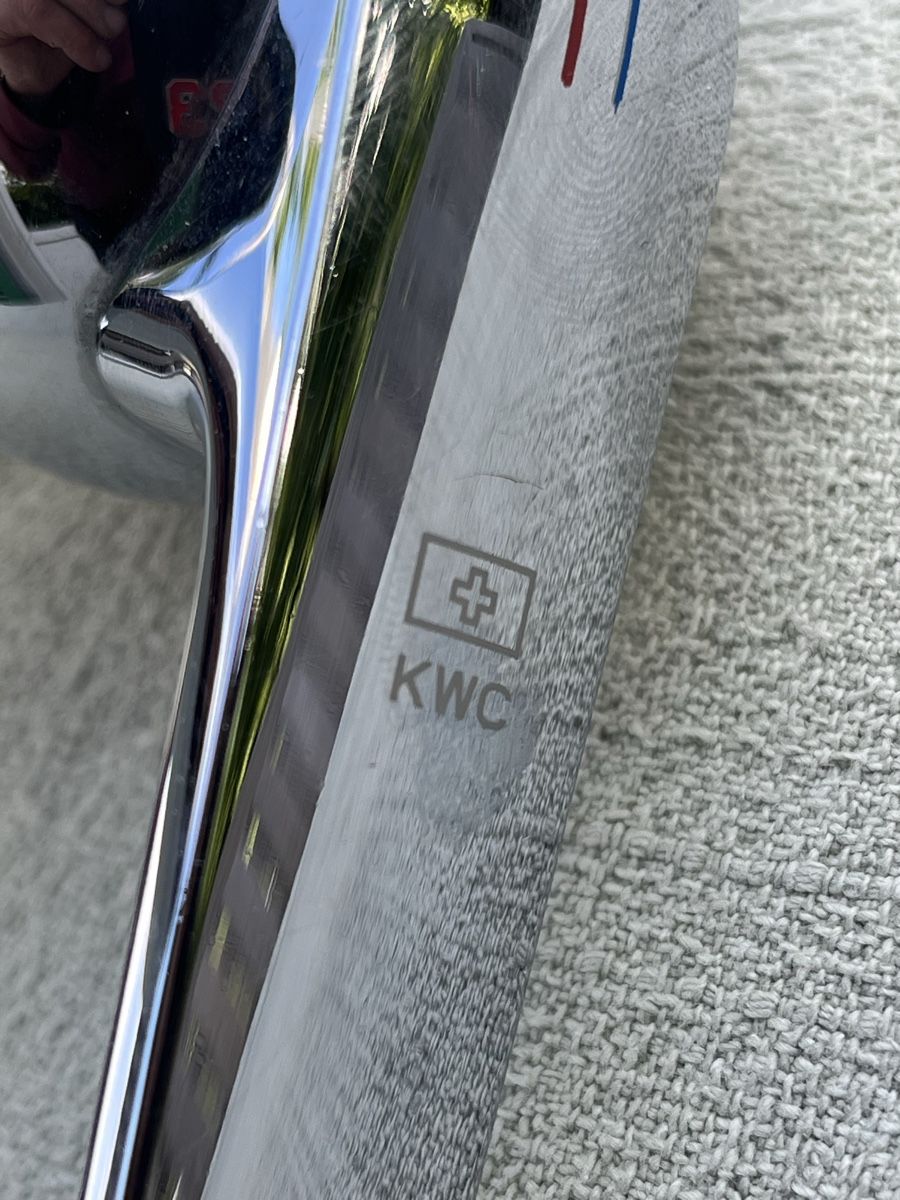 Kwc Rubinetteria: KWC DOMO Küchenmischer mit Auszugbrause – Usato da Wiesenberg venduto da swissantik 5