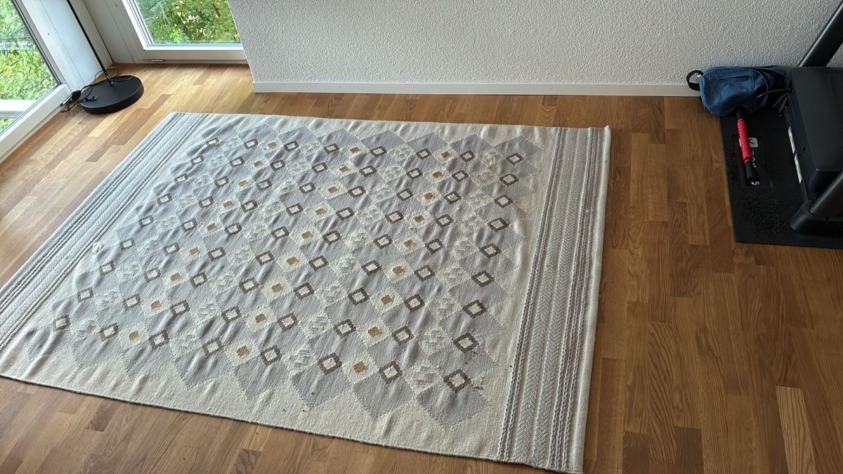 Teppiche: Rug – Gebraucht aus Baar von nye_zh2x