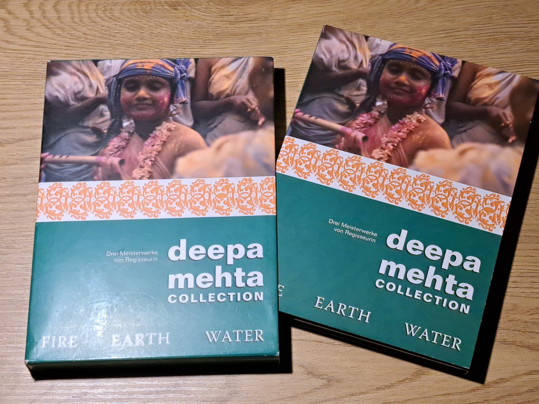 Tutti i DVDs: Deepa Mehta Collection: FIRE, EARTH, WATER, Boxset 3 Filmen – Nuovo (secondo la descrizione) da Unterseen venduto da Kanica 5