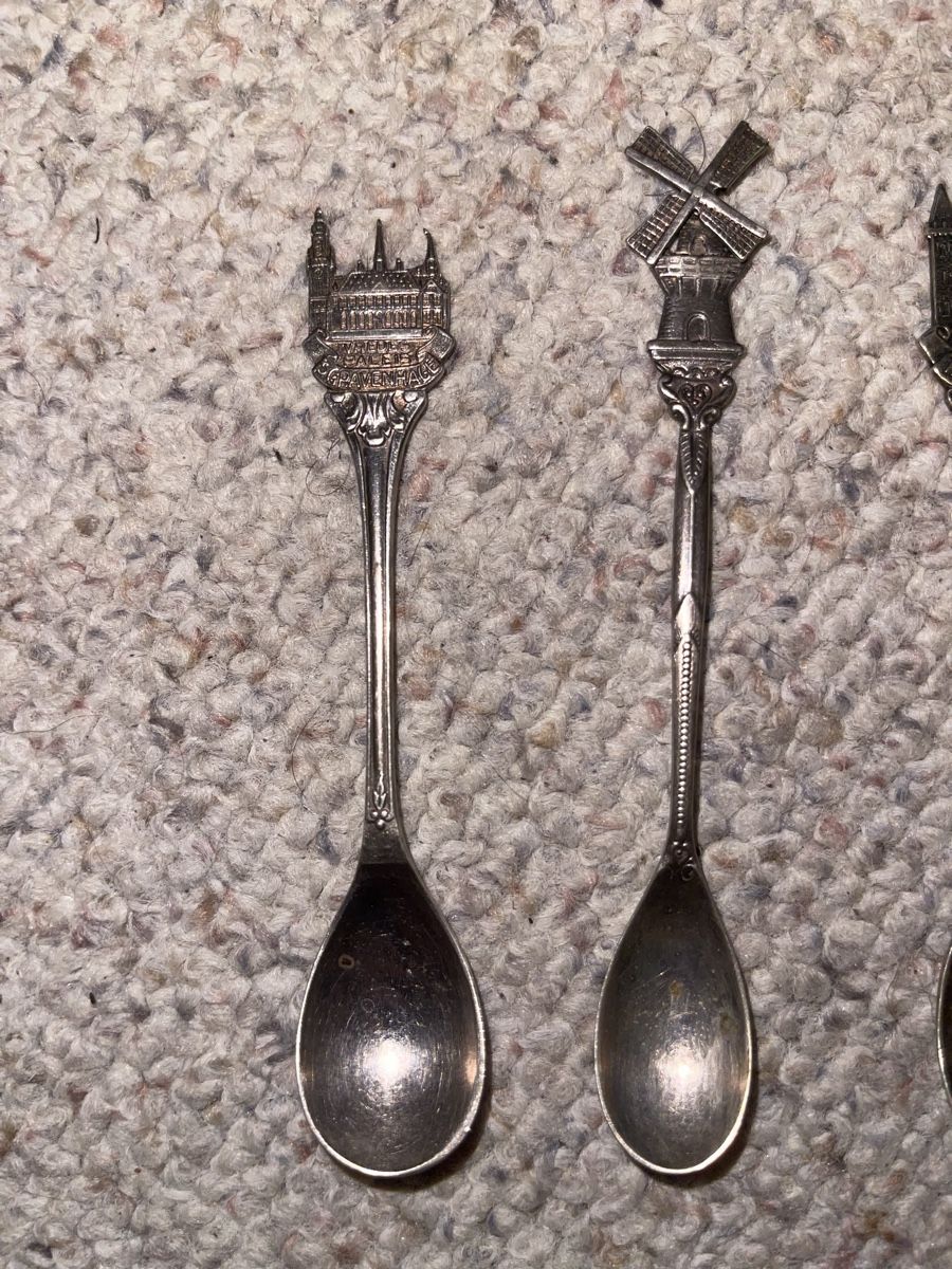 Cuillères: 5 Souvenir Loeffel Städte siehe Marken – D'occasion à Bern par antolouis 2