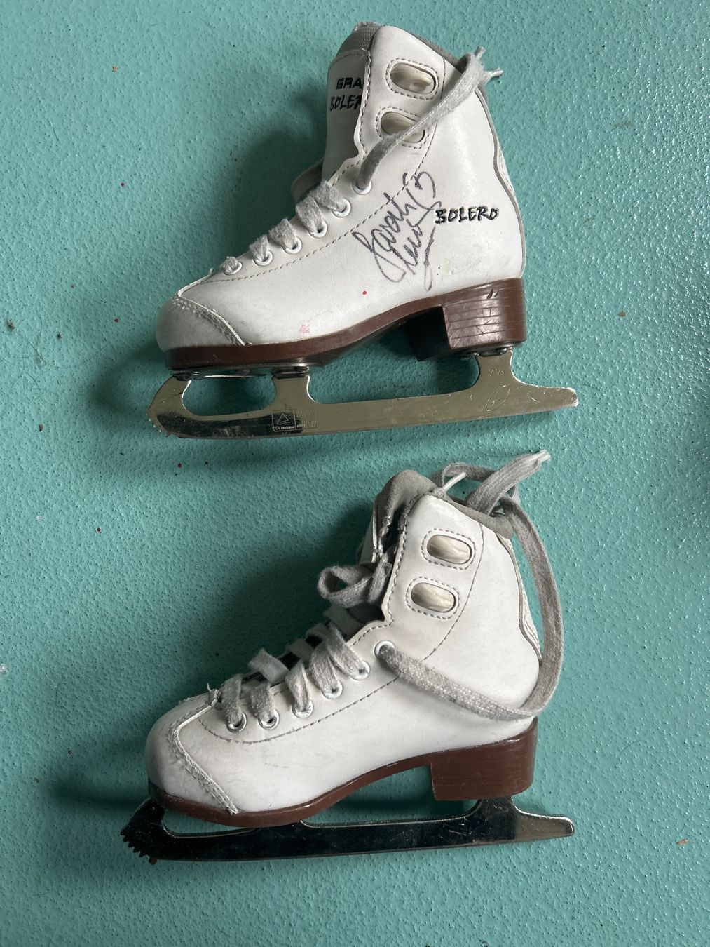 Patins à glace: Schlittschuhe Gr 28 – D'occasion à Langenthal par Otis8038 1