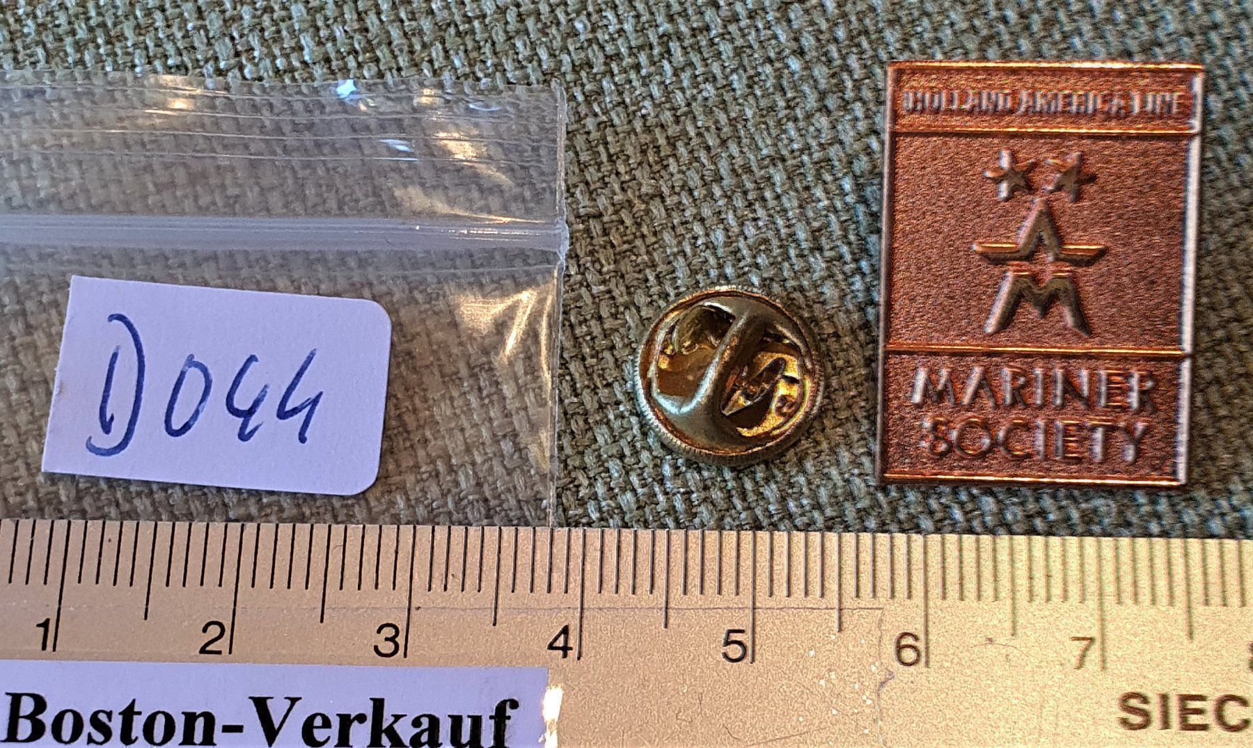 Placchette & Badge: D044 - Pin Holland America Line Mariner – Usato da Reinach BL venduto da Boston-Verkauf 2