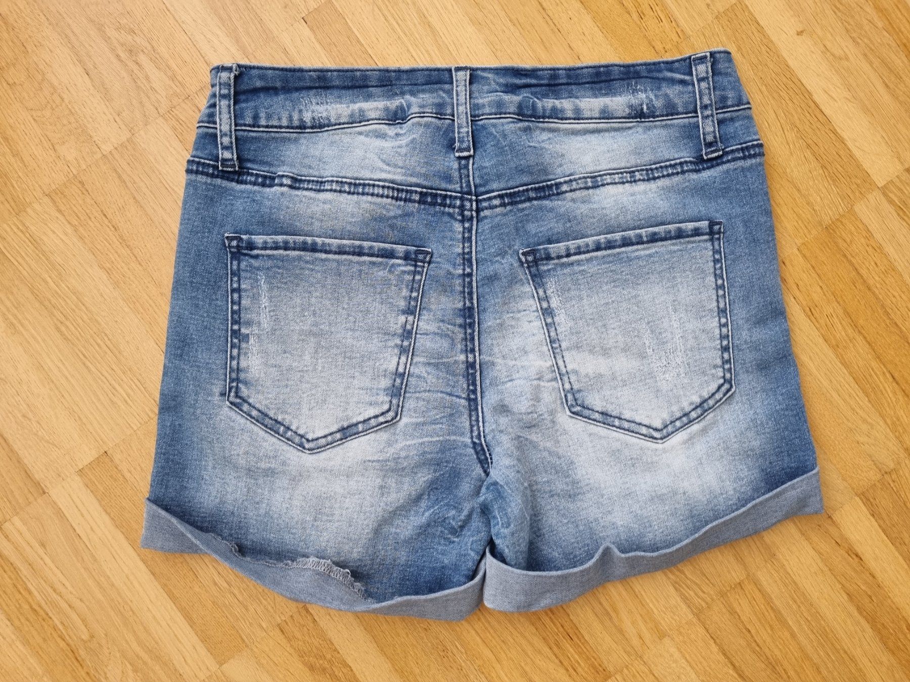 Jeans: Jeans Shorts Gr. S/36 neu – Nuovo (secondo la descrizione) da Zofingen venduto da Felpa 1