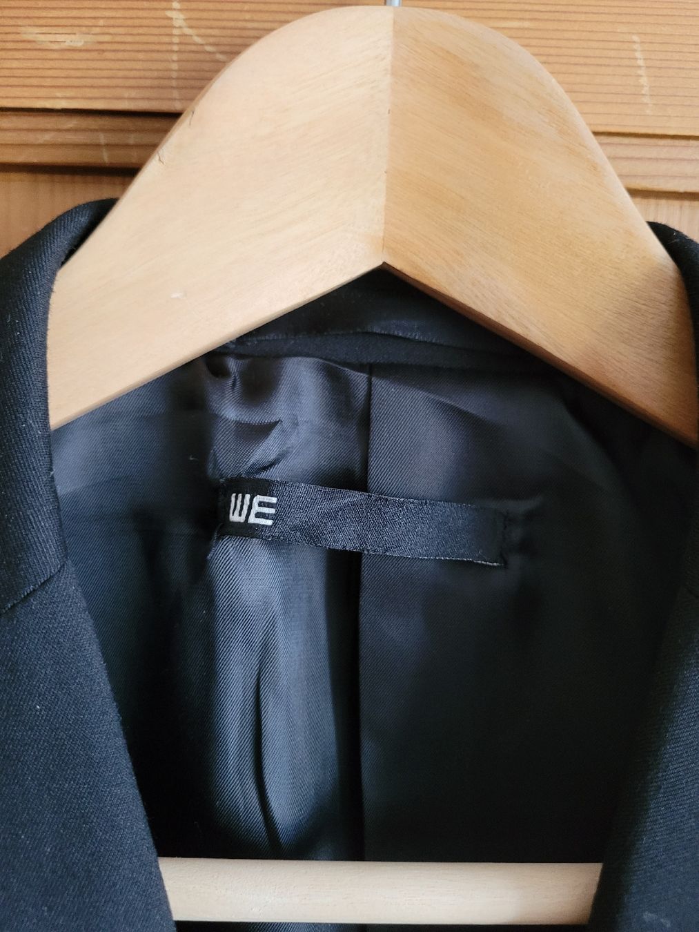 We Completi: Schwarzer Slim Fit Anzug-Sakko Gr. S – Usato da Heinrichswil venduto da Mari-75 2