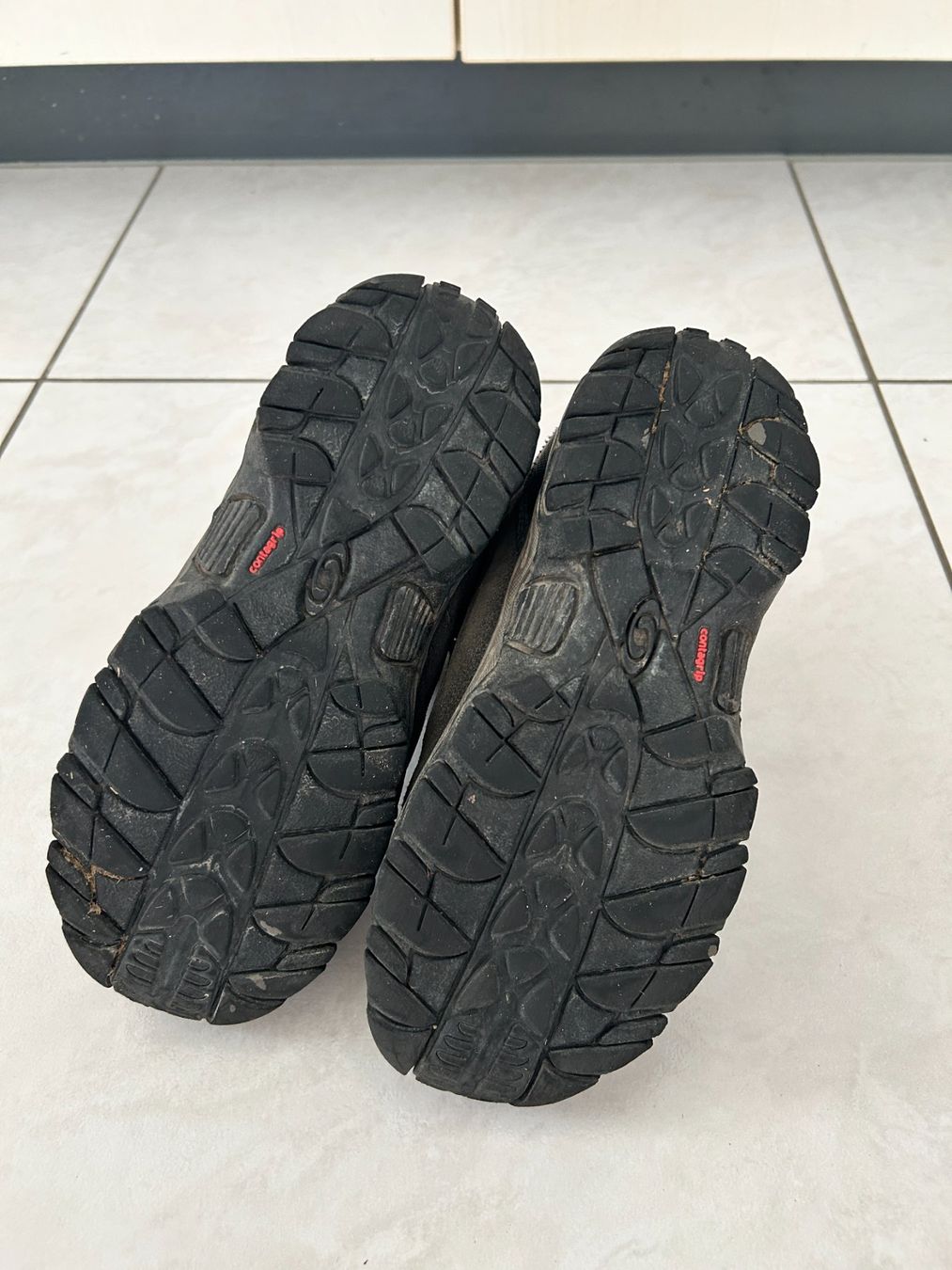 Salomon Schuhe für Jungen: Wanderschuhe Salomon Gr. 35 – Gebraucht aus Emmenbrücke von LuTi80 2