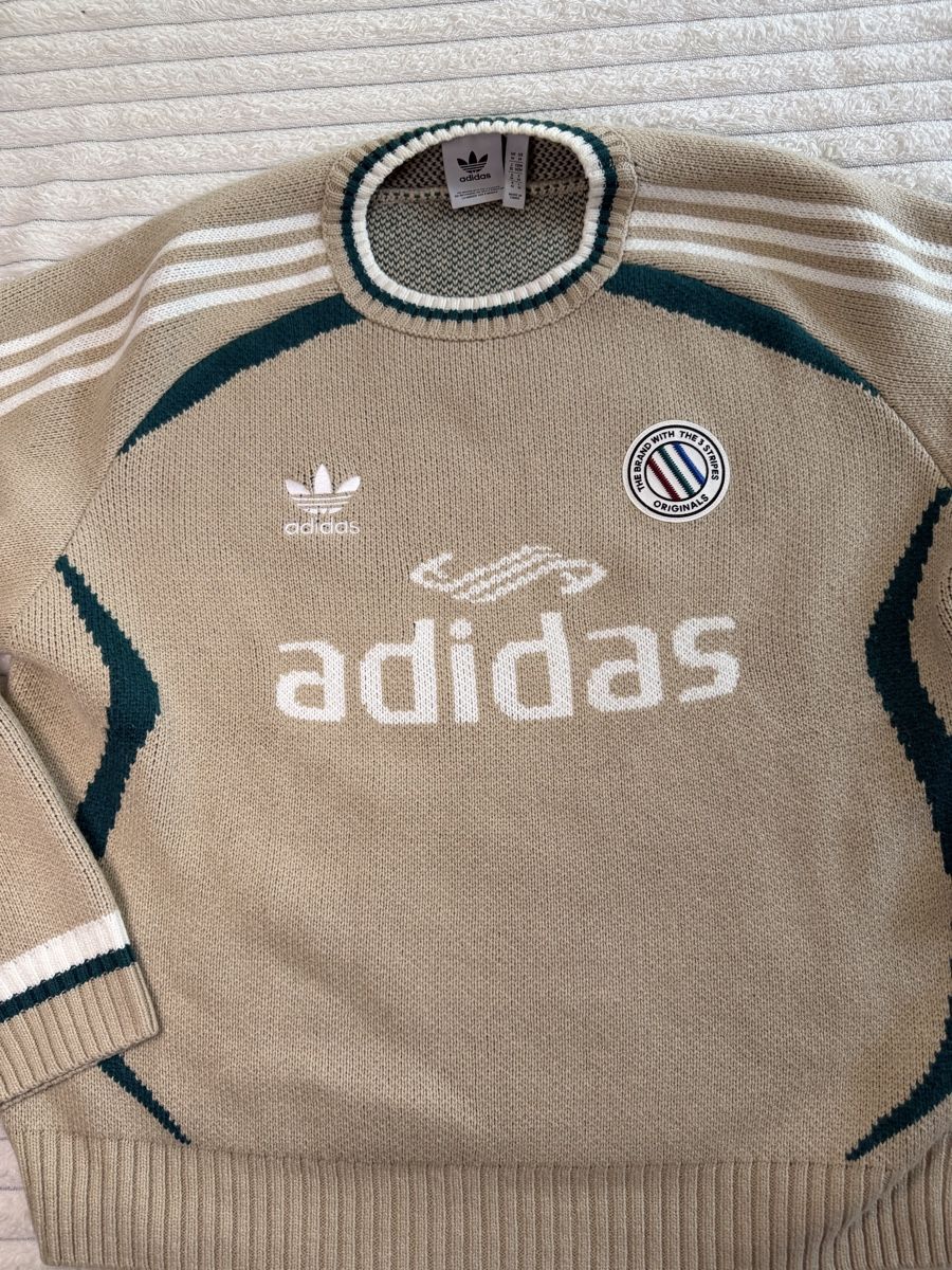 Adidas Pullover & Sweatshirts: Original Adidas Oversize Sweatshirt M – Neu (gemäss Beschreibung) aus Vionnaz von b_f_d_r_g 1
