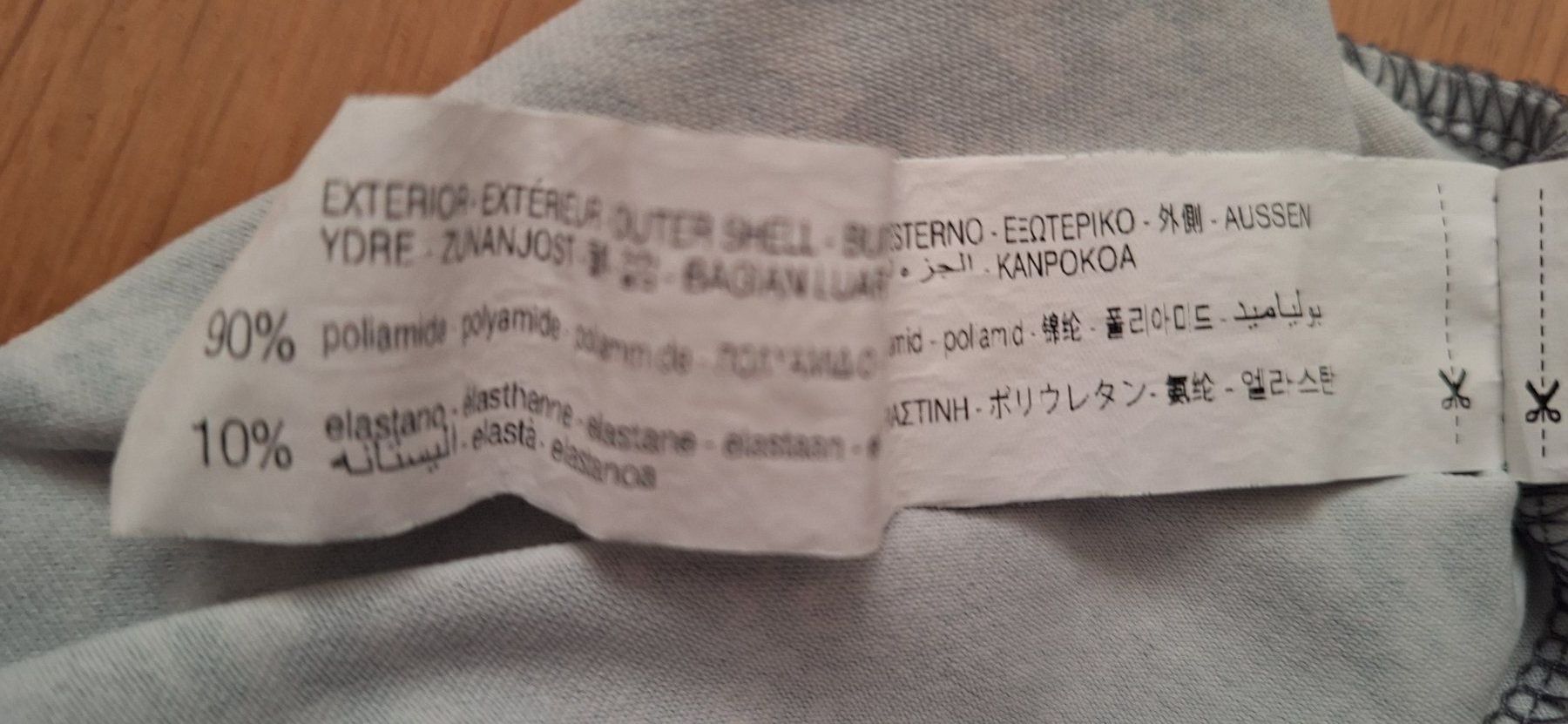 Bershka Tops: Bershka, bustier python gris – Neuf (Voir description) à Lussery-Villars par pousinete02 2