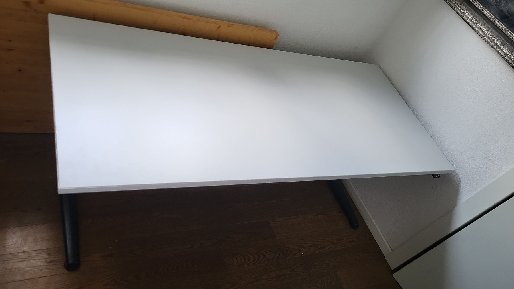 Scrivanie: Bürotisch / Stehpult elektrisch verstellbar – Usato da Mörel venduto da mirec
