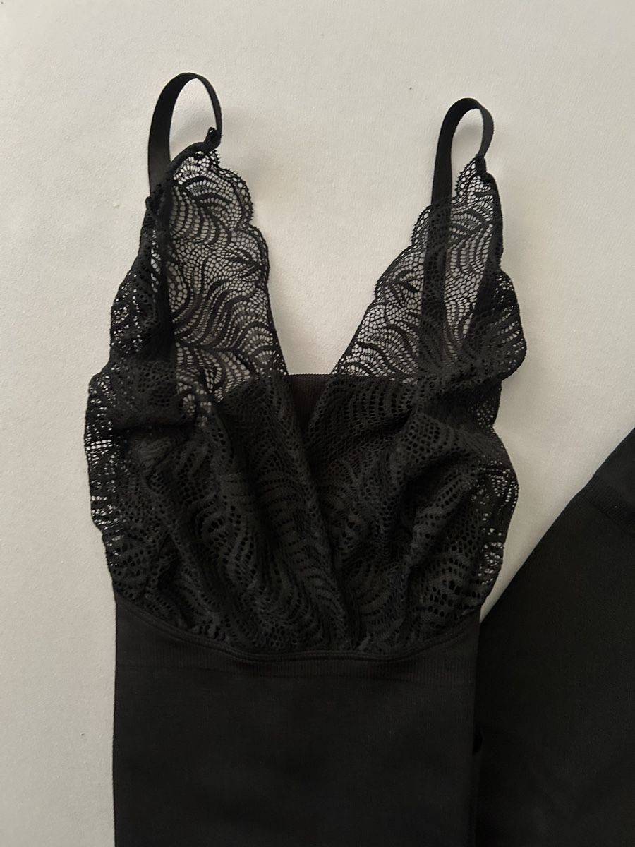 Altra biancheria intima: Body mit Spitze schwarz Grösse M neu – Nuovo (secondo la descrizione) da Güttingen venduto da Hunzer 1