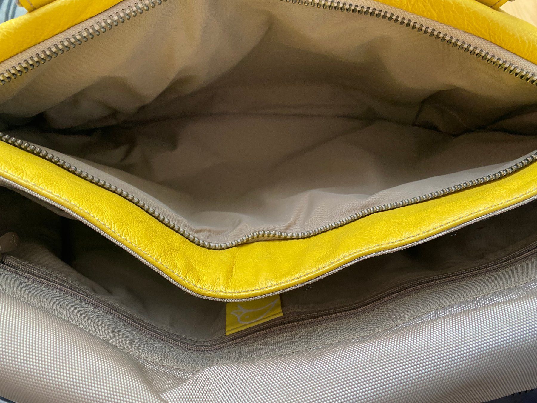 Mandarina Duck Sacs femmes: Grosse Handtasche Mandarina Duck – D'occasion à Basel par leena01 4