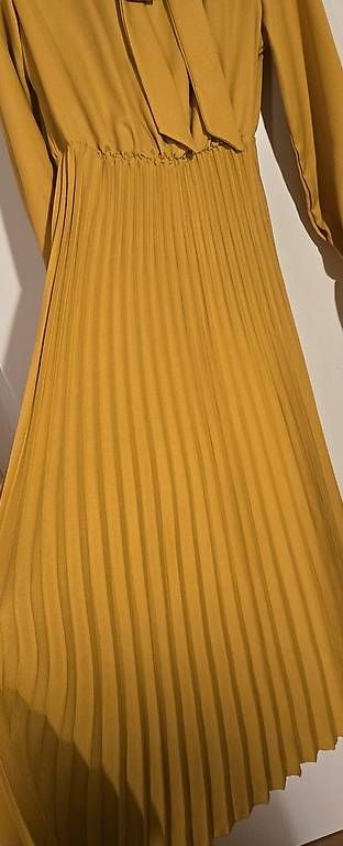 Vestiti: Kleid gr. 36 senfgelb – Usato da Zell ZH venduto da fil_zw9l 1