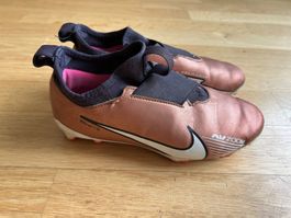 Nike Zoom Fussballschuhe, Grösse 32