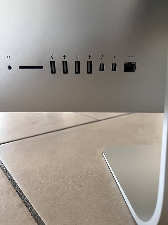 PC: iMac 21.5, Late 2013 - 1 TB (SSD) – Usato da Mendrisio venduto da jj67 1