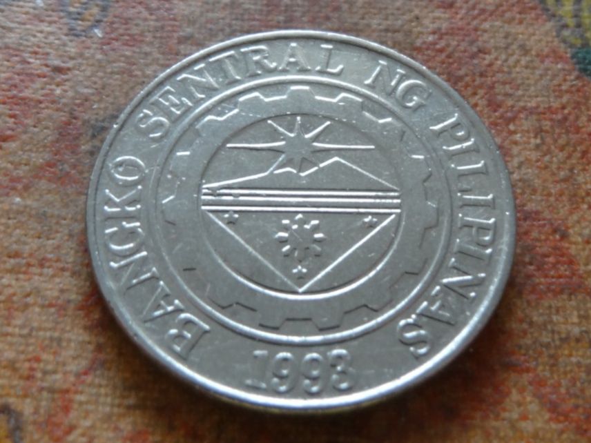 Tutti le monete: PHILIPPINES  1 Piso  2004  (1993 dos) – Usato da Romanel-sur-Lausanne venduto da Swift13 1