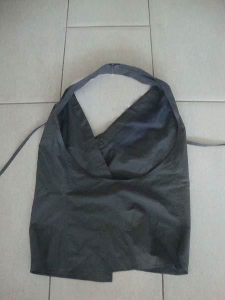 Top: E...DUE TOP GR.XS NEUWERTIG – Usato da Rotkreuz venduto da Samballi 2