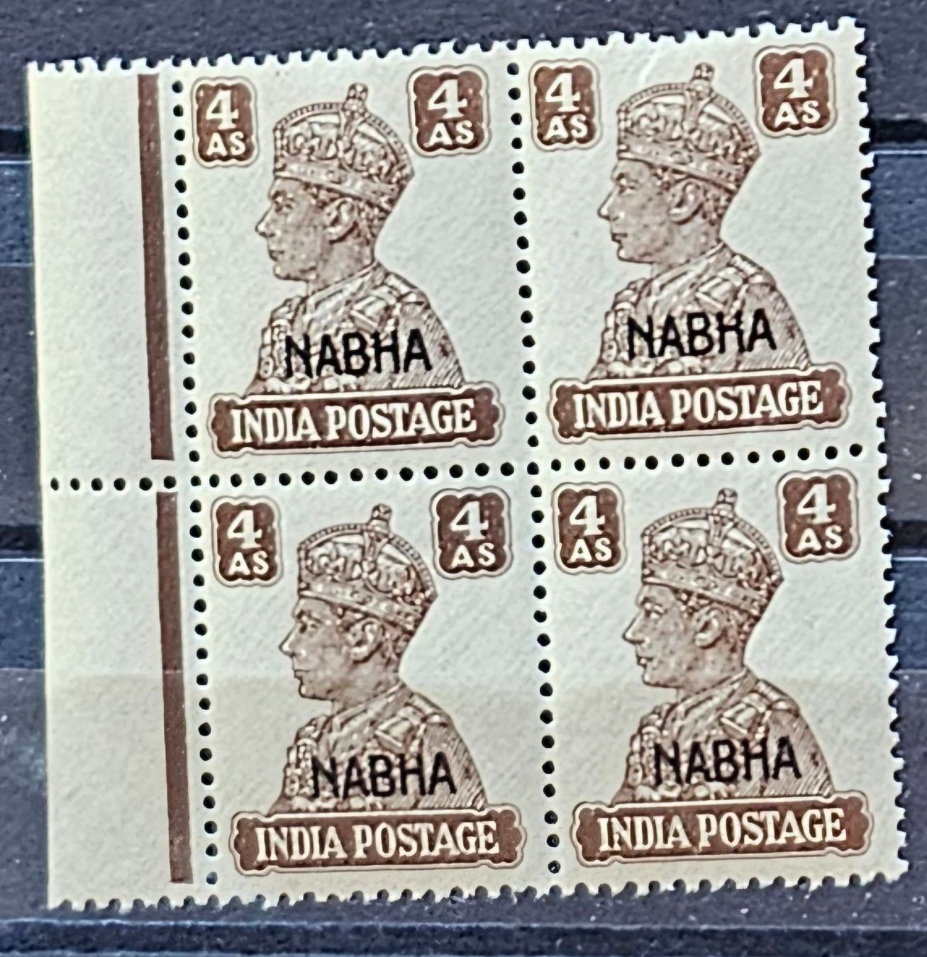 Tutti i francobolli: INDIA state NABHA 4er-Bl.** 4 Annas, 1944 – Nuovo (secondo la descrizione) da Les Valettes venduto da Nuba1