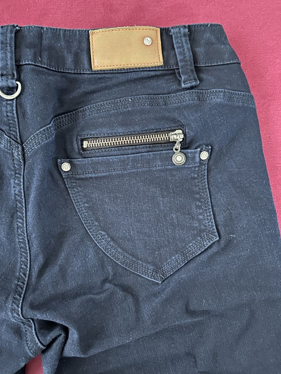 Freeman T. Porter Pantaloni: Jeansshort von Freeman T. Porter – Usato da Wohlenschwil venduto da Richard2011 7