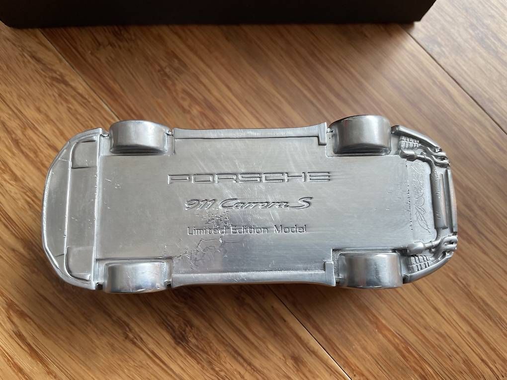 Modellini d'auto: Briefbeschwerer Porsche 911 Carrera S  – Usato da Villmergen venduto da Sabsi92 2