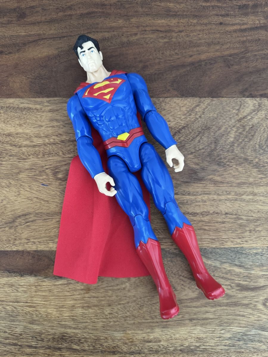 Marvel Statuette: ✨Superman Figur✨ – Usato da Glattpark(Opfikon) venduto da Pink1919
