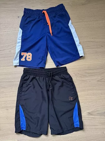 2 Sporthosen, 152