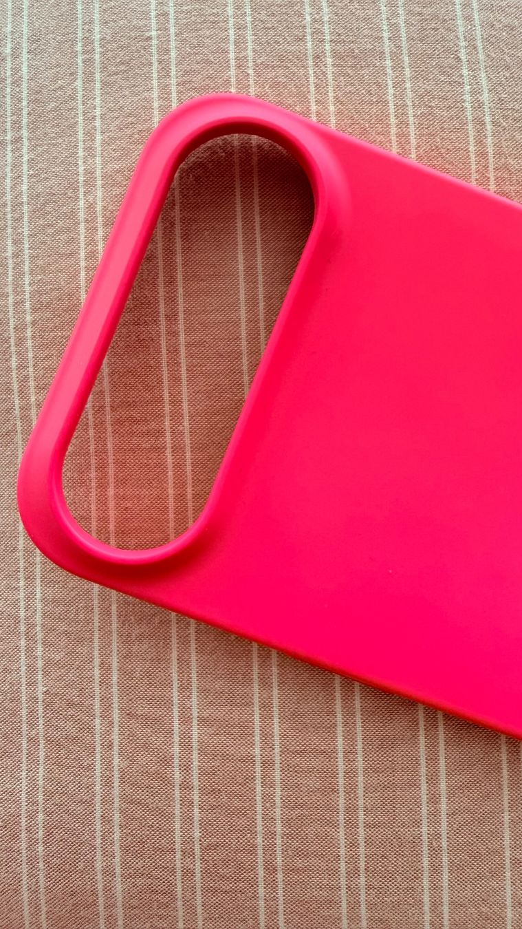 Cover & Protezioni schermo: iPhone Air silicone case neon pink – Nuovo (secondo la descrizione) da Frauenfeld venduto da Vanityroom 2