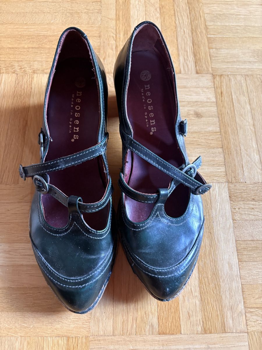 Chaussures femmes: Pumps – D'occasion à Ardez par helena.erny