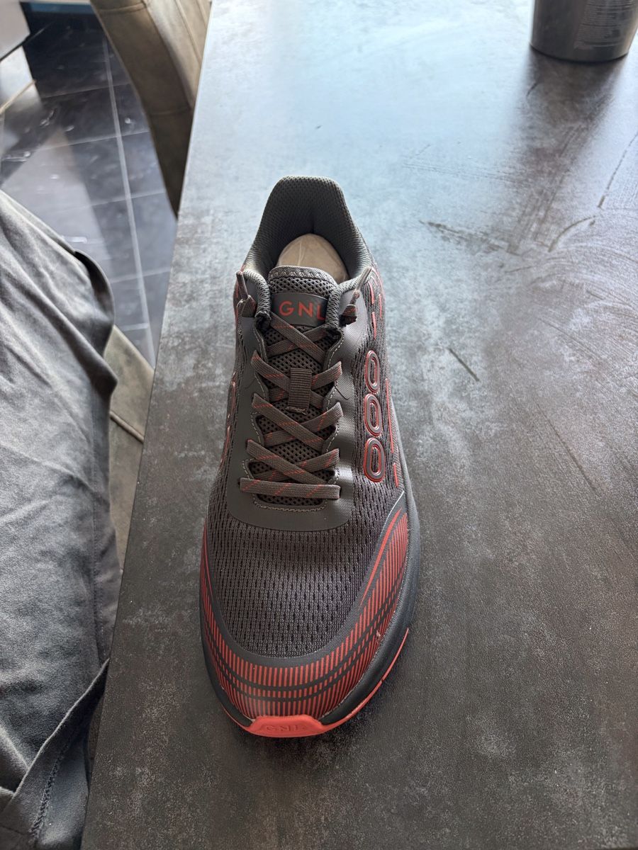 On Chaussures hommes: ONE Sportschuhe – D'occasion à Amriswil par Fritz113 2