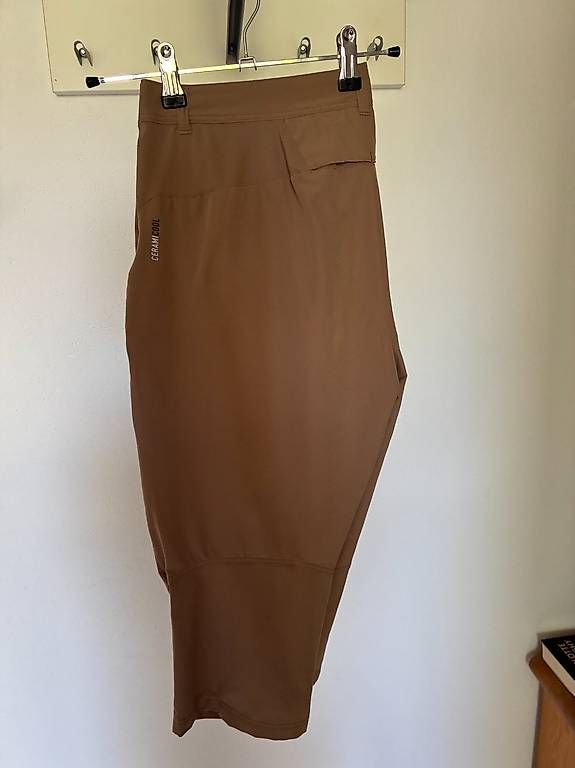 Pantalons: Odlo Wanderhose 3/4  – Neuf avec emballage d'origine à Zürich par Veronika01 2
