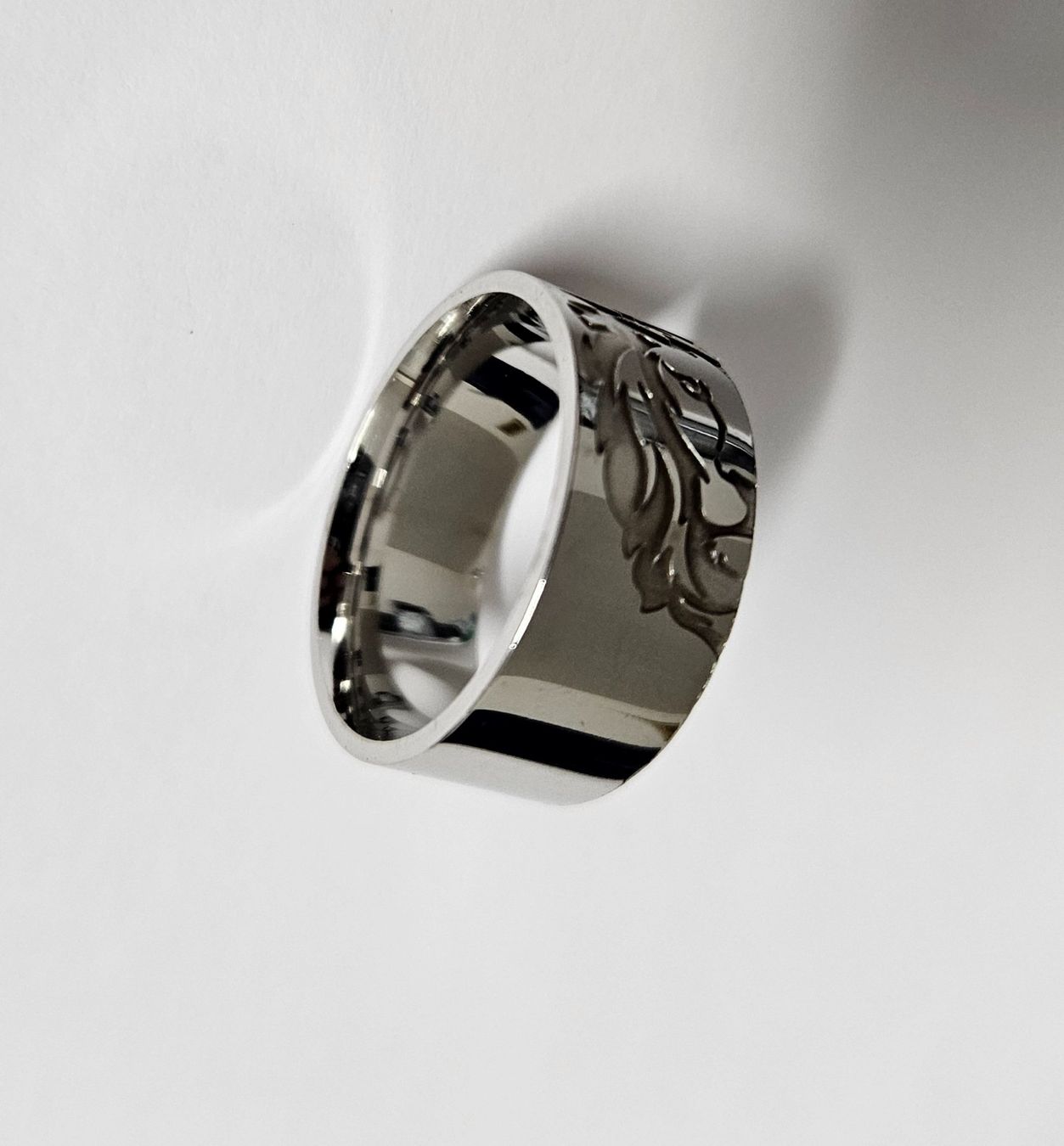 Anelli: Ring mit eingraviertem Löwen chrom / silbrig Gr. US 7 – Nuovo e nell'imballaggio originale da Kreuzlingen venduto da RahMal 3