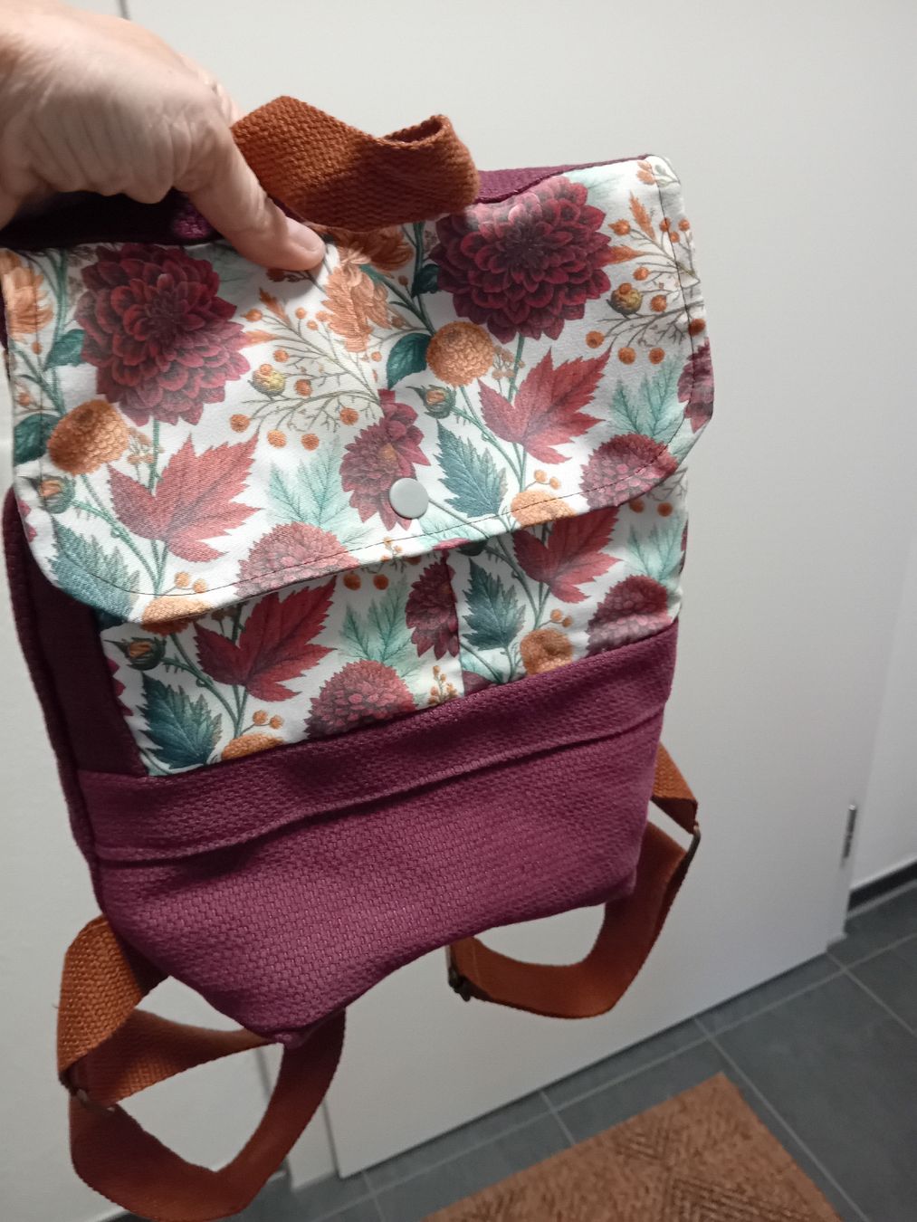 Sacs à dos: Kleiner Rucksack Blumenmuster neuwertig – Neuf (Voir description) à Burgdorf par carodesign1