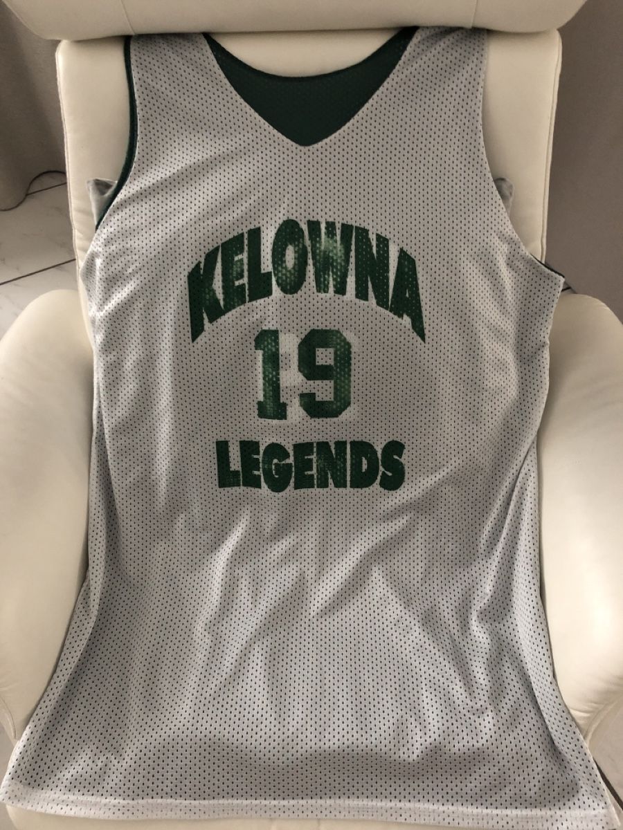 Leibchen & Hosen: Tricot Kelowna Legends Nr. 19 – Gebraucht aus Bettwiesen von cofrarium 3