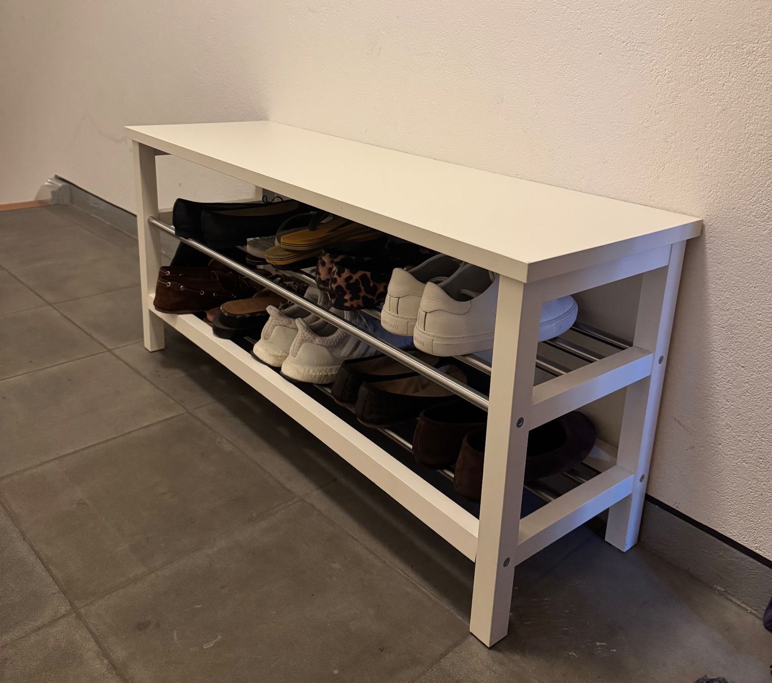 Ikea Bancs: Schuhregal Bank weiss – D'occasion à Zürich par bir_d95j 2