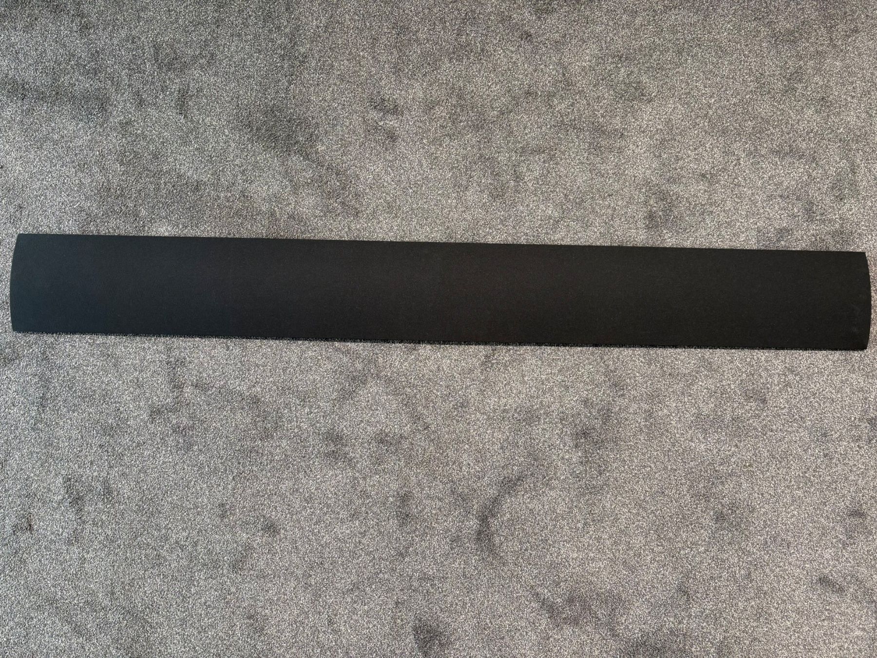 Cover & Protezioni schermo: SoundCenter - 65" Cover Schwarz – Nuovo (secondo la descrizione) da Hochdorf venduto da av-electronics