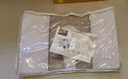 Matelas inclinée respirant bébé