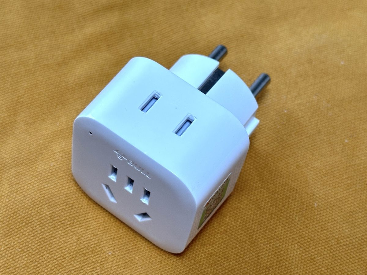 Unità & Adattatore: BULL Universal Travel Adapter - Compact & Versatile! – Nuovo (secondo la descrizione) da Wallbach venduto da FulcrumS 2