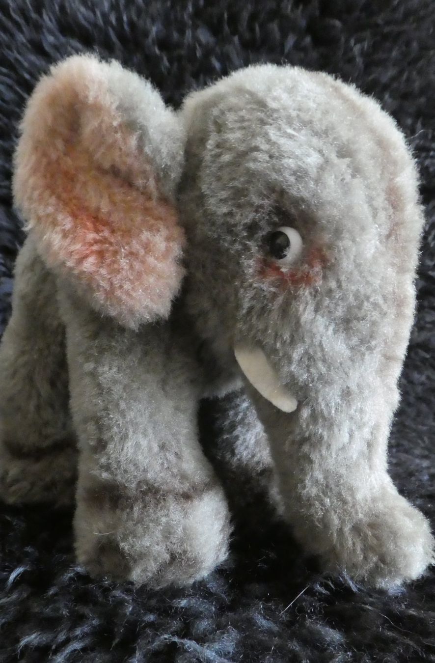 Steiff Spielzeuge: 1970er Steiff Elefant, Vintage Stofftier. – Gebraucht aus Diessenhofen von Hundeseele 1