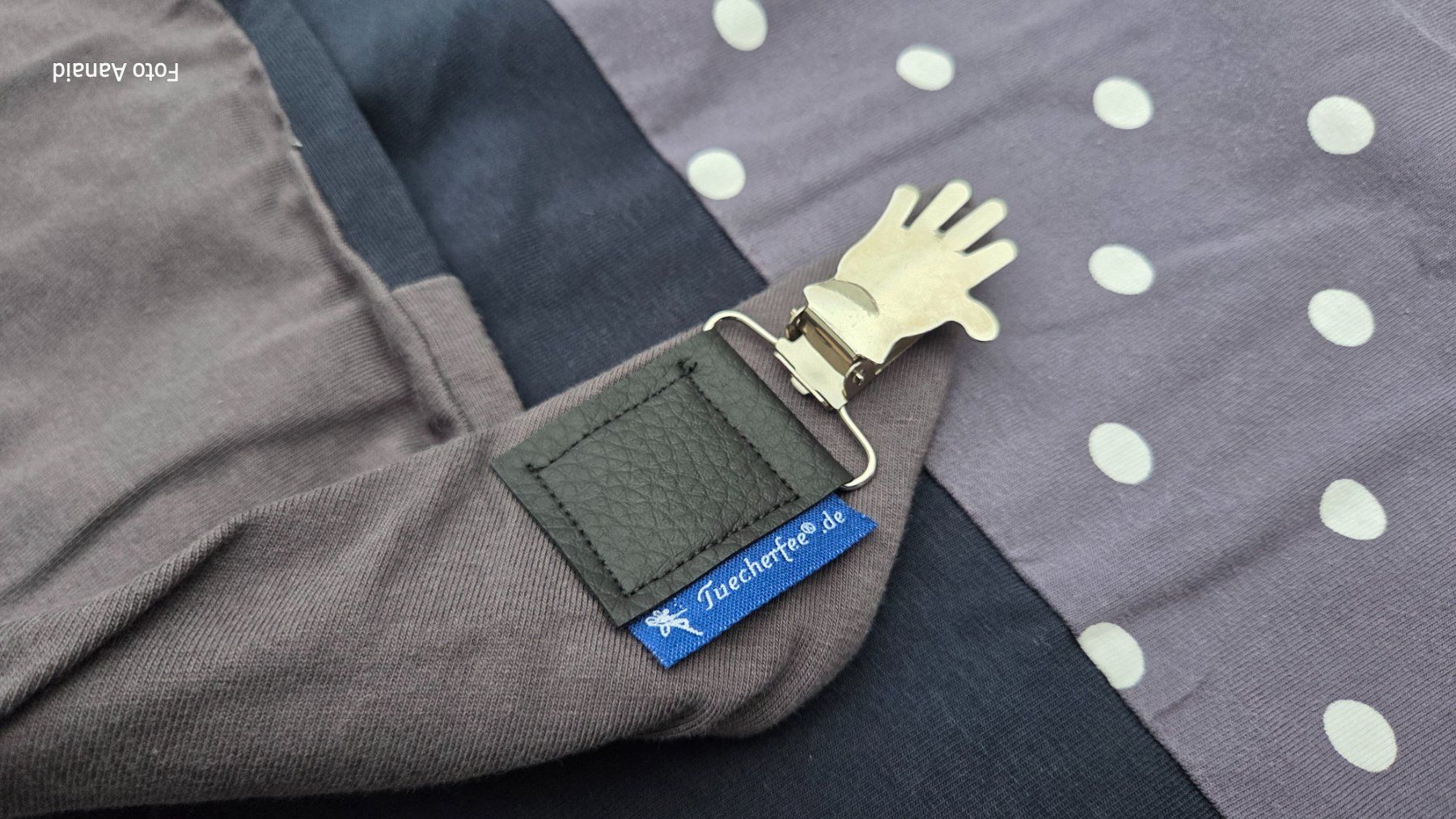Foulard & Sciarpe: Schal (Dreieckstuch) – Usato da Bremgarten AG venduto da HalDee 1