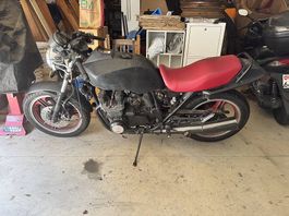 Kawasaki GpZ 750 top gun