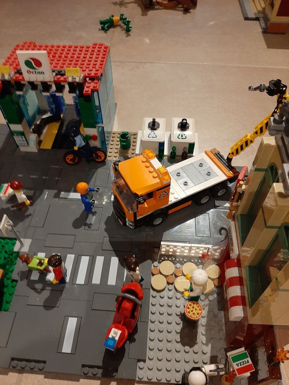Lego Giocattoli: Lego City 60292 Stadtzentrum – Usato da Laufen venduto da Julie231004 2