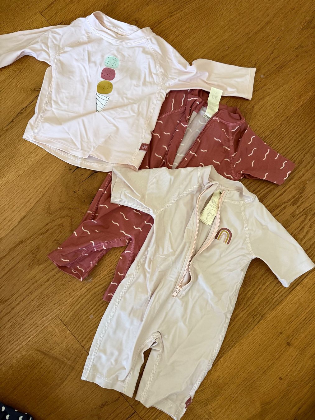 Lässig Costumi da bagno: Badeanzug Baby 74/80 – Usato da Ballwil venduto da kat_2mx6