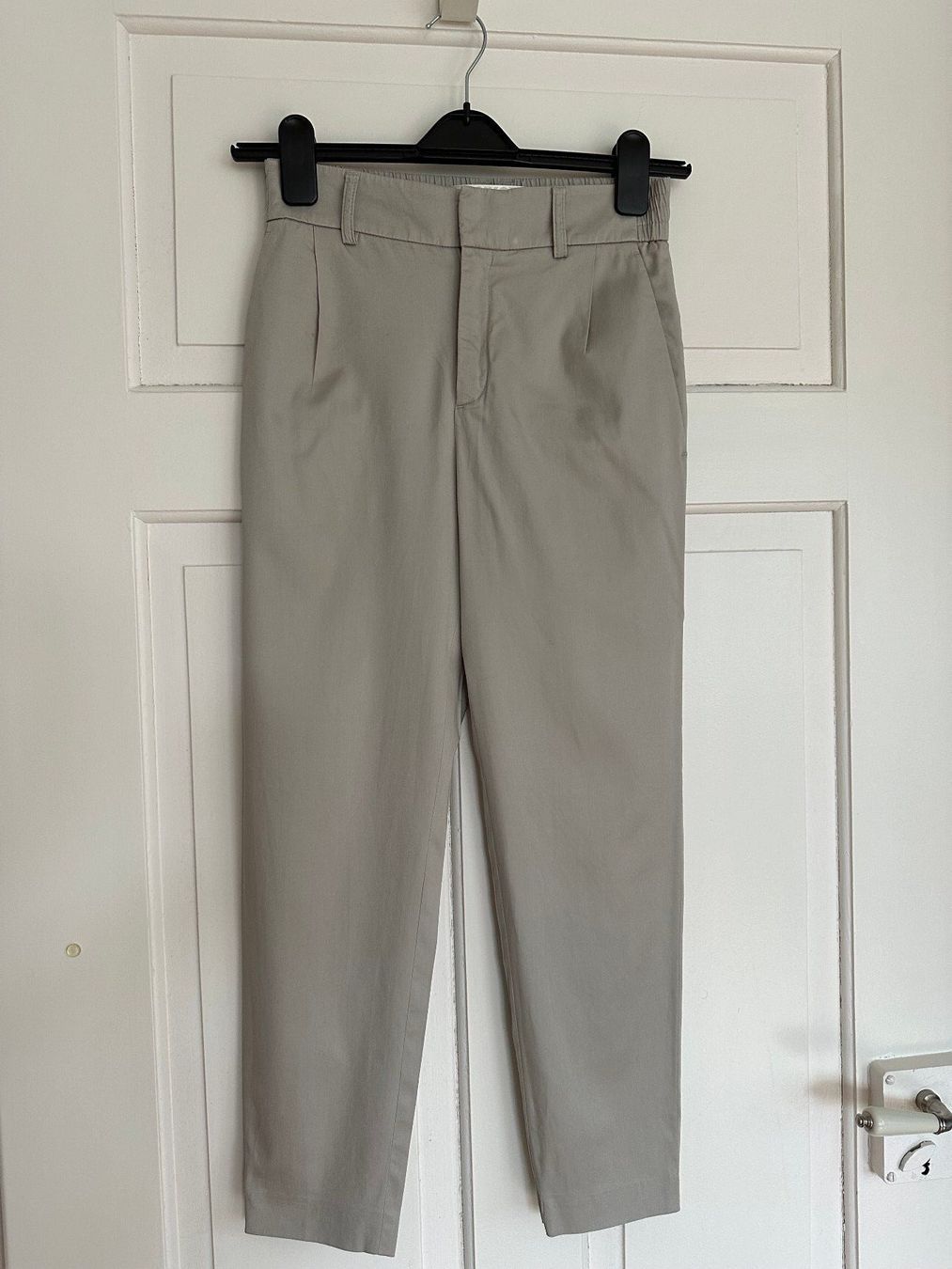 Drykorn Pantaloni: Capri-Hose Drykorn Gr. 26/32 – Usato da Zürich venduto da MakasoZH