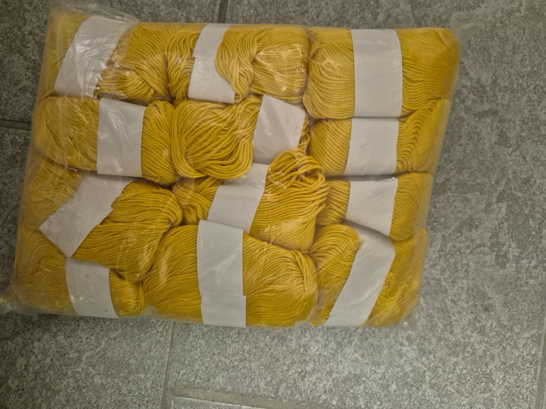 Wolle: Garn: Seide, Kaschmir,12 Stück – Neu (gemäss Beschreibung) aus Läufelfingen von Netti04 4