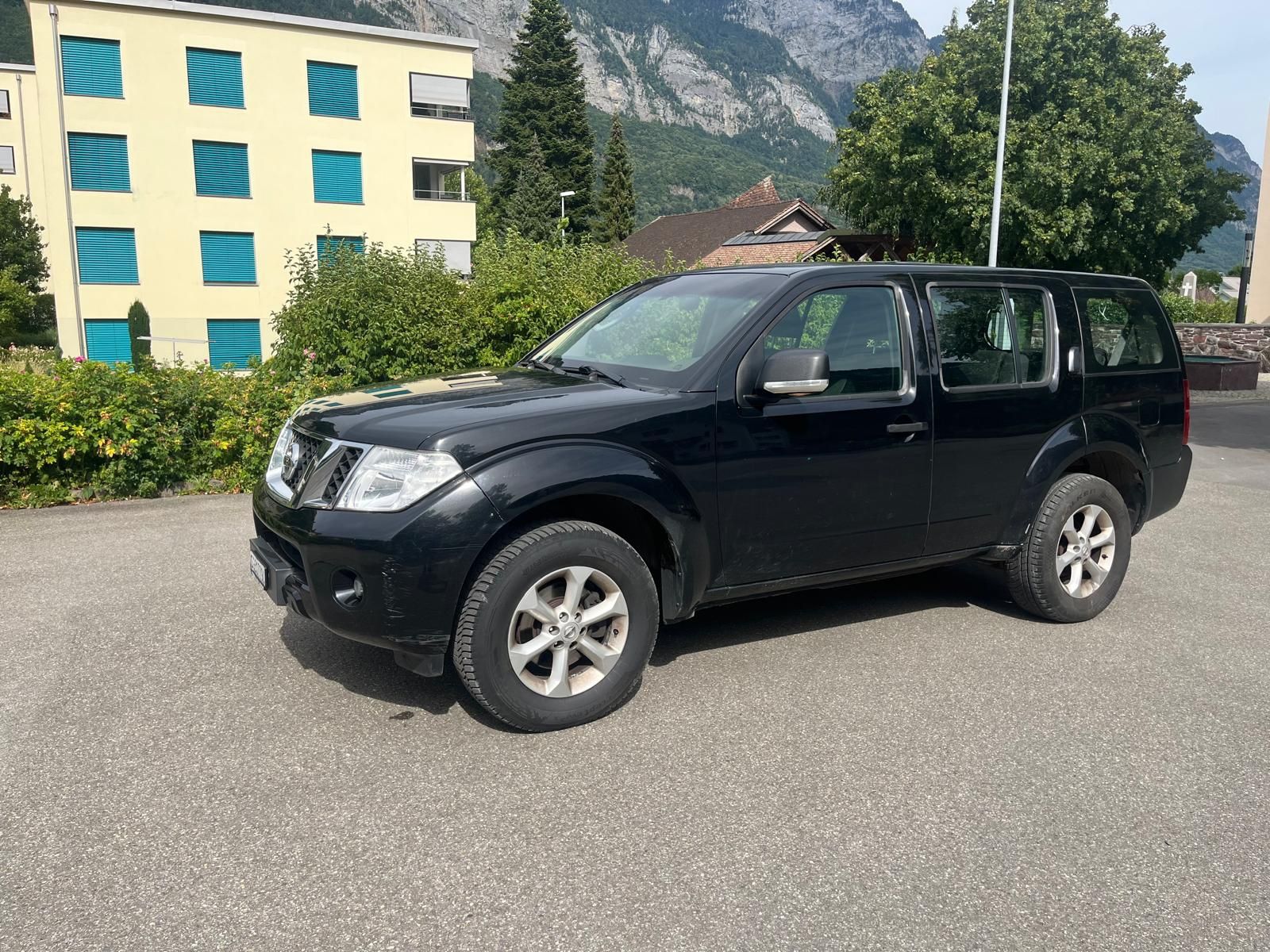 Nissan Automobili: Nissan Pathfinder 7 Plätze – Usato da Flums venduto da sfreckles84