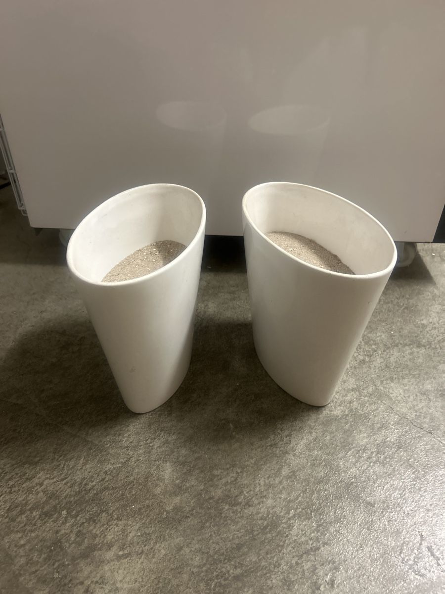 Vasen & Gefässe: 2er Set: Elegante, zeitlose Vasen/ Töpfe – Gebraucht aus Mörschwil von philmensa