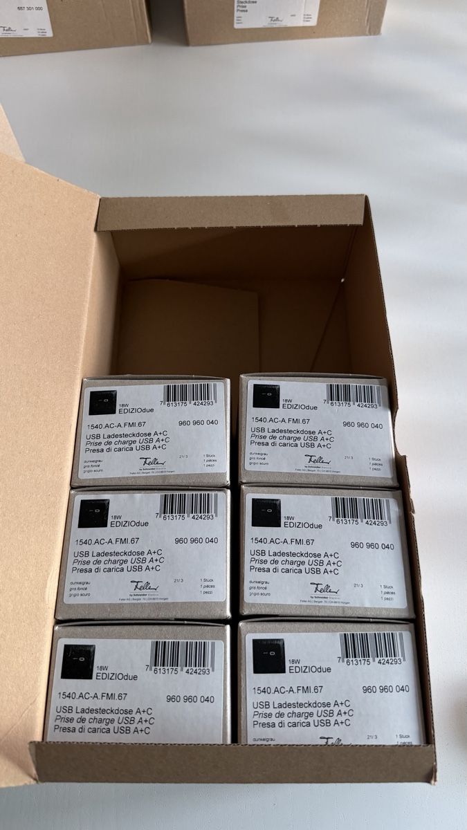 Stecker: USB steckdosen – Neu und originalverpackt aus Zürich von ism_7wbp 1