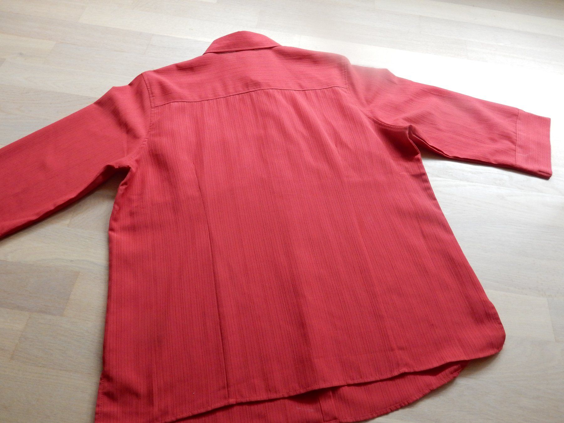 Blusen: Bluse rot 3/4-arm Damenbluse 44 von Kingfisher – Gebraucht aus Jona von simongarden 3
