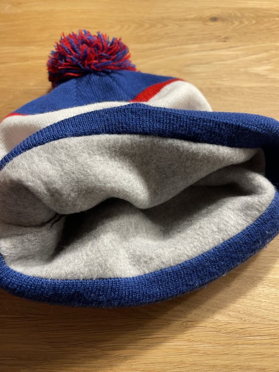 Chapeaux, bonnets & casquettes: Mütze EHC Kloten – D'occasion à Ballwil par chieffzz 4